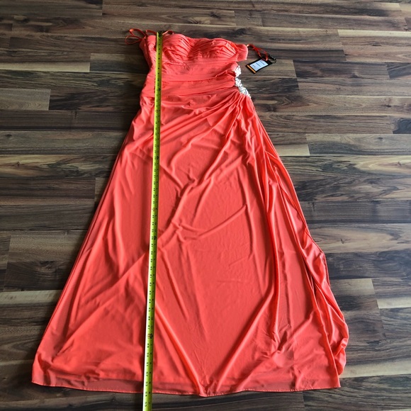 BNWT La Femme strapless / beaded floor length gown - Picture 10 of 12